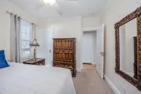 Beachfront Retreat - 5BR Home With Stunning Views