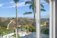 Spacious 4-bedroom house in delightful Chula Vista with view