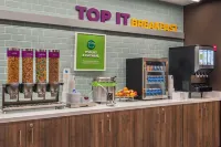 Tru by Hilton Janesville - breakfast