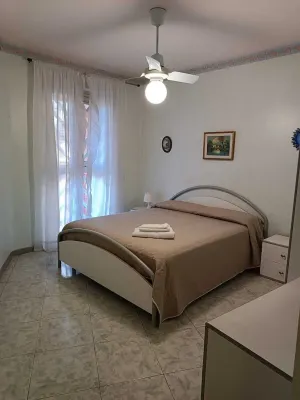 Beachfront apartment, ideal for families or a small group of 4 people