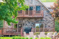 NEW TO VRBO Beautiful beachfront 5-bedroom 3 1/2 bathroom home with WIFI and AC.