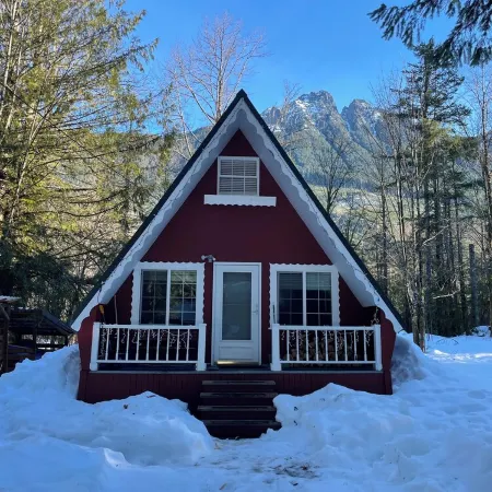 Enchanting A Frame Cabin in Baring - Perfect for a cozy getaway