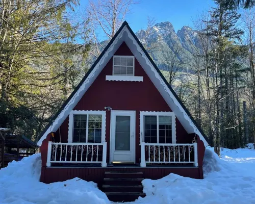 Enchanting A Frame Cabin in Baring - Perfect for a cozy getaway Hotels in Baring