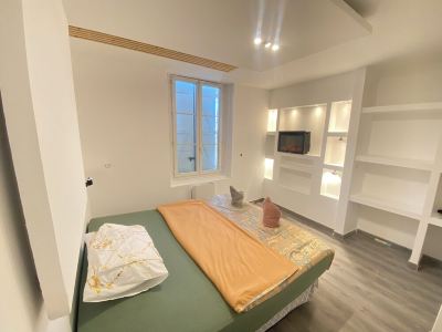 Grande Maison Spacieuse et Élégante Avec 3 Salons
