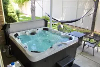 7-Bedroom Retreat with Hot Tub – Near Ski Resorts & SLC