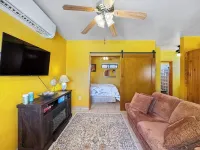 Charming 1-BR house, Bahía la Choya, Starlink WiFi, AC, roof deck, dog friendly