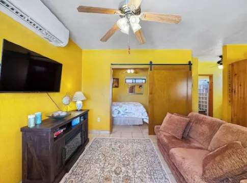Charming 1-BR house, Bahía la Choya, Starlink WiFi, AC, roof deck, dog friendly