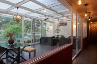 04 Bedroom Apartment in Boutique 11 Bedroom Villa