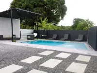 Open Sea Isabela - Luxury House with Private Pool Hotels in Coto