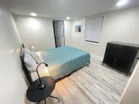 3-Bed 19thC Cottage 9minutes from  Misquamicut Beach Hotels in Pawcatuck