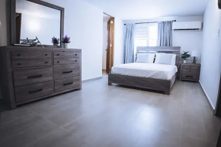 Casa Luz is a spacious 5BR+ 2B Home Near Ferry and Airport to Culebra & Vieques