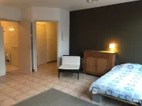 Posez vos Valises: Fonctionnel, Pratique et Lumineux Hôtels à : Gembloux