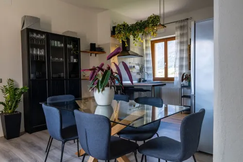 SulGarda Holiday Apartment, ideal for families and friends.