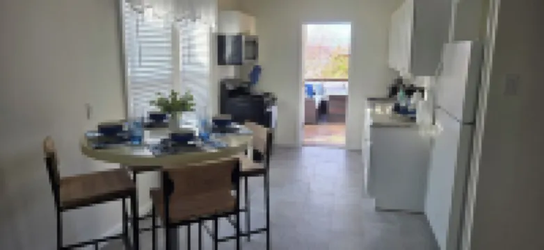 Cozy 2 Bedroom, Near NYC, Easy Parking