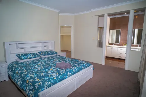 Halls Head property Hotel di Halls Head