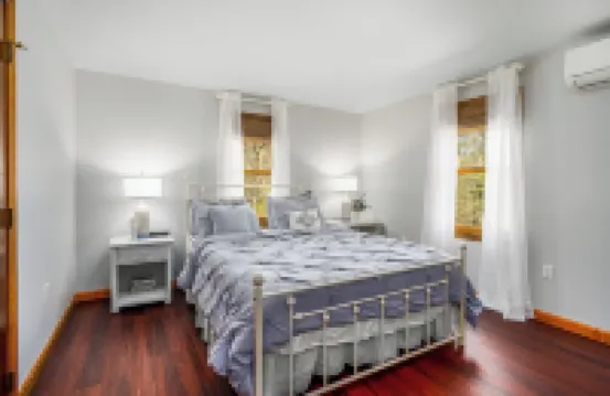 Brewster - Walk to Beach, Bike path and Nickerson  state park