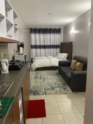 Modern Studio Apartment With a Swimming Pool - Cosy Suites B&B Nairobi 키암부 호텔