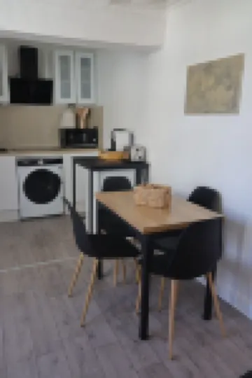 Liz Suite - T2 - 40m2 - Wifi - CHU