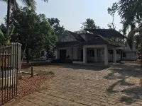 4000 sq ft spacious lexuary house Hotels near Athreya Ayurvedic Centre