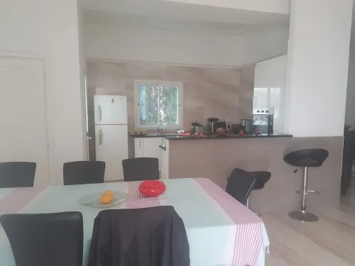 Etage de Villa Calme à 5 mn de la Zone Touristique Hotels in Gammarth