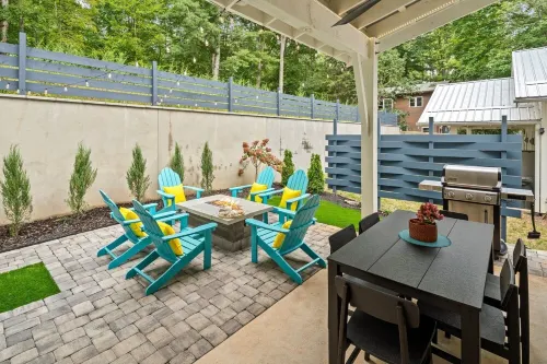 Spacious 4-bedroom house in charming Black Mountain with Game Room and Hot Tub