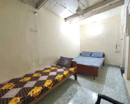 Hotel Shanti Guest House Varanasi Hotels in Domari