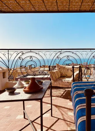 Spacious Tamazigh apartment Отели в г. Тамра