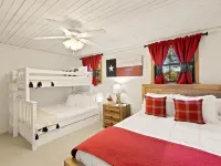 Brazos Riverfront Cabin - Near PK Lake & Rocker B Ranch!