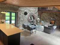 Charming Newly Renovated  Barnhouse in the heart of Enniskerry