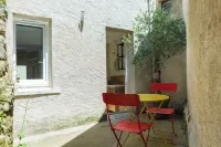 Le 7 Bis, 250m from Loches town center and 30 minutes from Beauval ZOO Hotels in Loches
