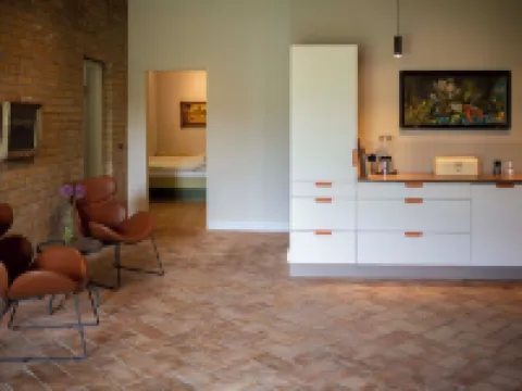 Large loft with garden, located in a nature reserve テンプリーンのホテル