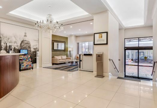 더 코넬리 호텔