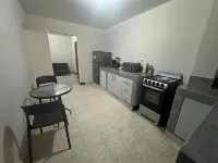 Apartamento 2 habitaciones, Tegucigalpa, Lavandería, AC, Wifi, Netflix, garaje.