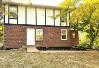 Charming 2-bedroom apartment in wonderful Jefferson City with WiFi, AC