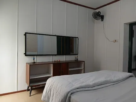 Aurora Stay Near Merapi by Smart Digital