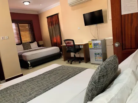 The Outback Hotel Отели в г. Тайфа