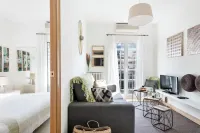 Stay U-Nique Apartments Rambla Catalunya - Homestays