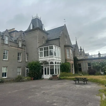 Cluny Hill Hotel