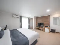 Bogok Royal Tourist Hotel Hotels in Changnyeong-gun