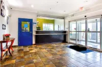 Oyo Townhouse Sulphur,LA Extended Stay I-10 - 2 stjerner