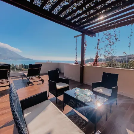 Luxury Horizon Penthouse Budva