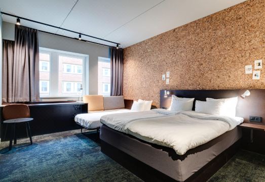 컴포트 호텔 키스타