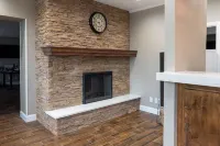 Valley Trail Inn - 2-Star