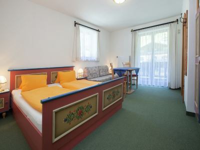 Chalet in Fusch near Ski Lift and Lake