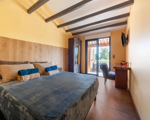 Villa in Callian with Heated Pool and Golf Nearby Hotels in Callian