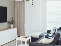 Relax & Explore, Sauna, Metro & Malls 3 Mins Away 拉斯蒂拉附近的飯店