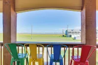 Steps to Surfside Beach with Easy Ramp Access! - Pet friendly