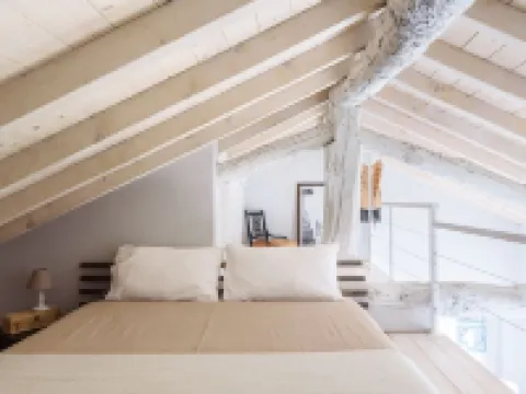 Madonnina Loft Hotels in Moltrasio