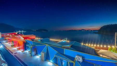 Namhae Pumda Pool Villa Pension