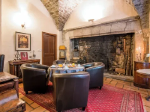 Demeures et Château de La Caze Hotels in Lozere